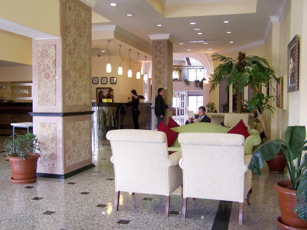 City Royal Hotel And Casino Nicosia Exterior photo