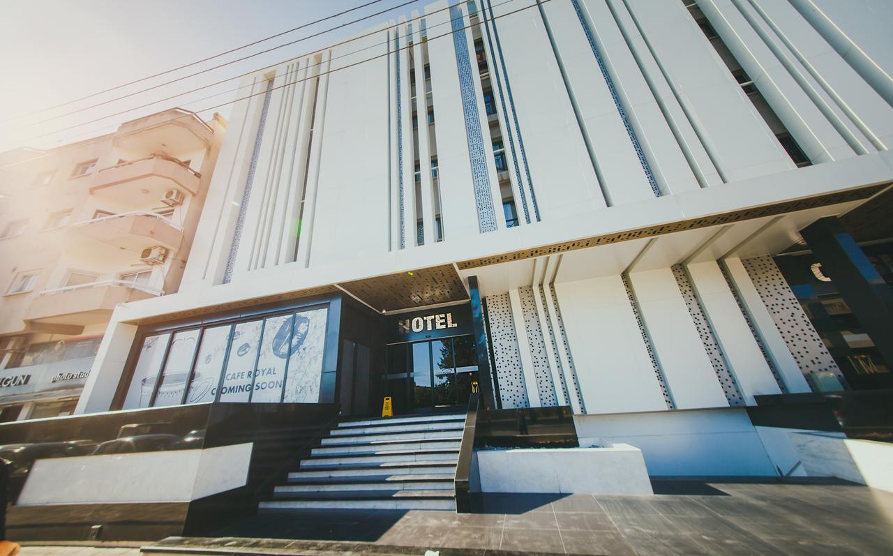 City Royal Hotel And Casino Nicosia Exterior photo