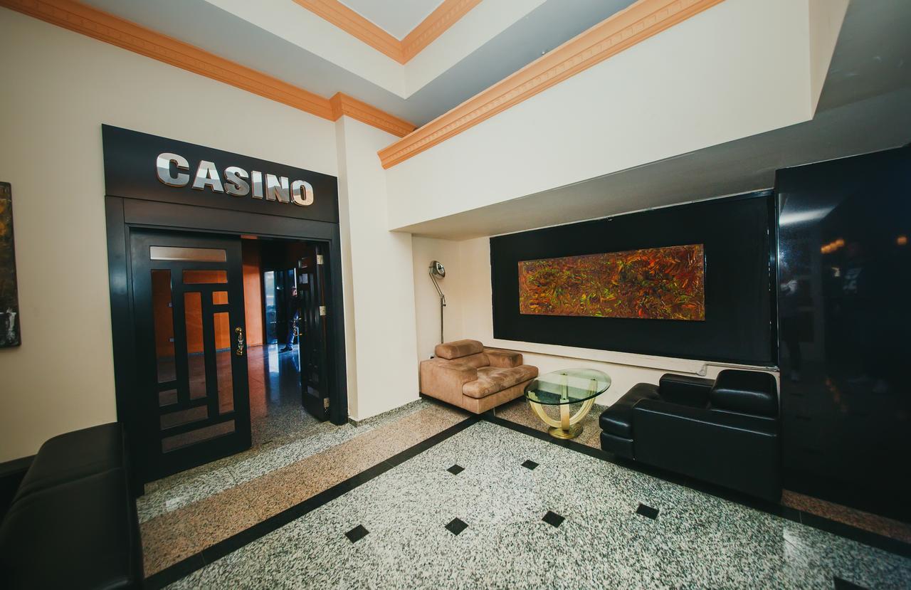 City Royal Hotel And Casino Nicosia Exterior photo